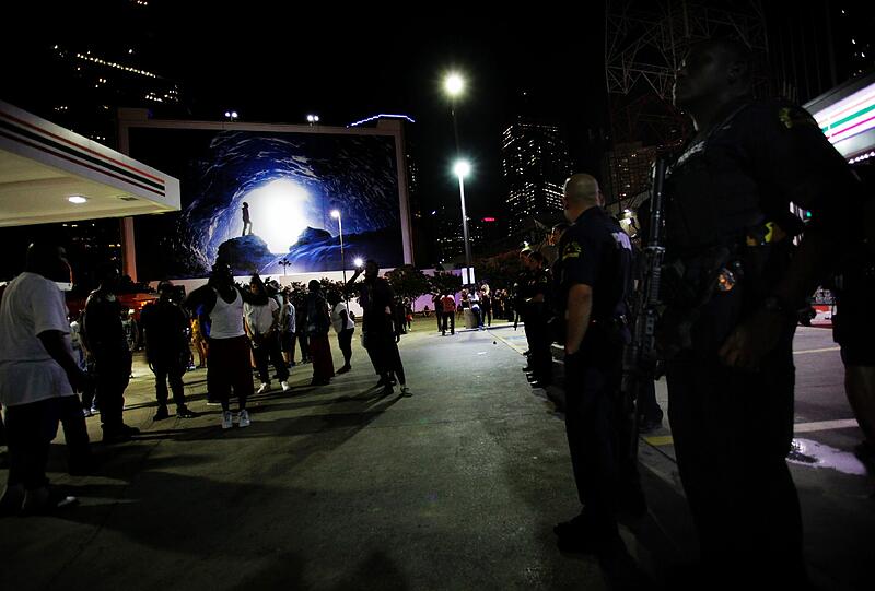 In Dallas wurden mehrere Polizisten bei einem Scharfschützen-Angriff getötet.