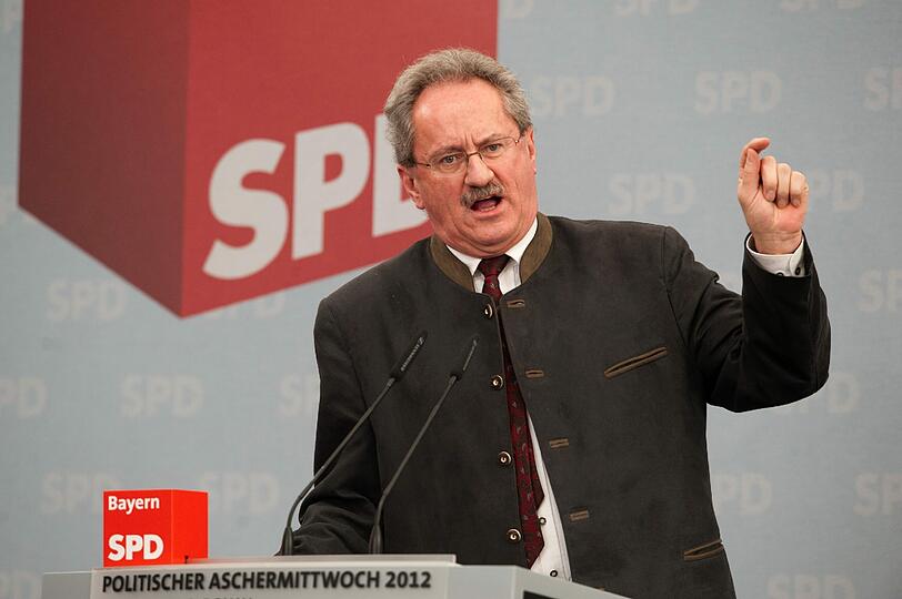 Reden sich am Aschermittwoch in Rage: OB Ude, Claudia Roth, Edmund Stoiber und Co. - sehen Sie hier die Bilder...