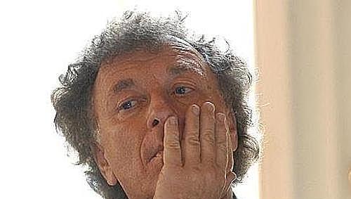 Plant mit den Philharmonikern: Chefdirigent Christof Prick. Plant mit den Philharmonikern: Chefdirigent Christof Prick.