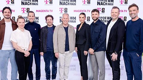 Das Aufgebot von MagentaTV f&uuml;r die WM 2026 um Johannes B. Kerner (M.).