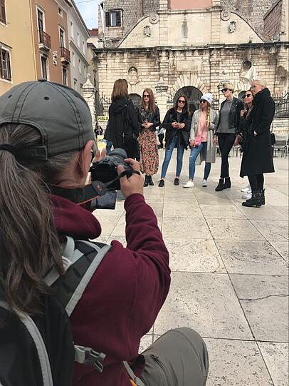 Andreas Bedity nutzt die Zeit in Zadar zu spontanen Einzel-Shootings mit den Ladys.