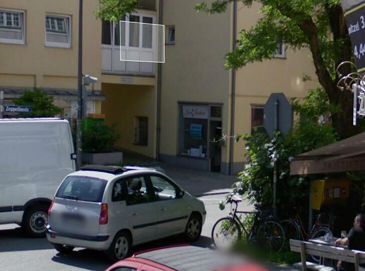 An der Schweigerstraße vermissen Anwohner den schönen großen Baum gegenüber des Restaurants zur Zeppelinstraße.