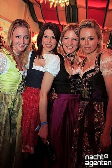 Dirndl, Lederhosen und viel Spaß: Die Party "Tracht und Pracht" am Samstag im Hippodrom auf der Theresienwiese. Mehr Bilder unter: www.nachtagenten.de.