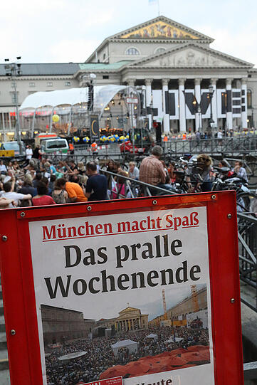 Das Konzert des Bayerischen Staatsorchesters auf dem Max-Joseph-Platz.