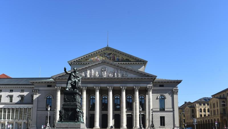 Blick auf die Bayerische Staatsoper. Foto: Felix Hörhager/dpa/Archivbild Blick auf die Bayerische Staatsoper. Foto: Felix Hörhager/dpa/Archivbild
