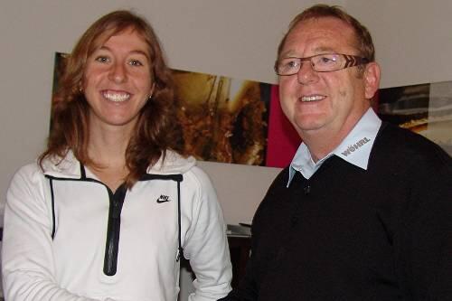 &bdquo;Ich denke, dass ich im international stärksten Team fahre&ldquo;: Olympia-Siegerin Nicole Cooke mit Equipe-Manager Herbert Oppelt.