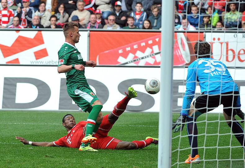 DAVID ALABA NOTE 3
Nach 50 Minuten war es Pep dann doch zu riskant. Brachte den Österreicher auf seiner Stammposition hinten links. Traf mit rechts den Pfosten (68.). Immerhin.