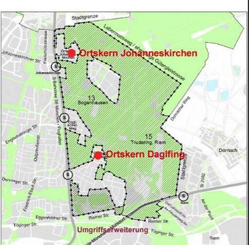 Auf diesem Areal im Nordosten, auf dem Hans Oberfranz Felder hat, sollen mal 30.000 Münchner leben.