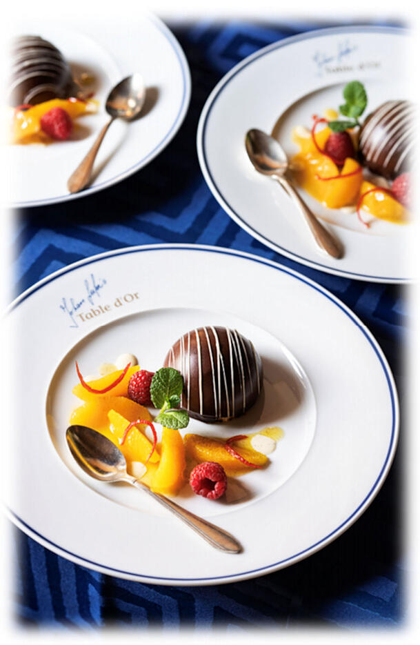 Die Schokokuppel nach einem Rezept von Johann Lafer. Die Schokokuppel nach einem Rezept von Johann Lafer.