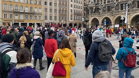 Münchner Corona-Demo auf dem Marienplatz.