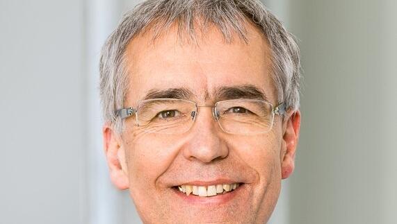 Stephan Pauleit, Professor für Landschaftsentwicklung an der TU München (62), leitet auch das Zentrum für Stadtnatur und Klimaanpassung (ZSK). Stephan Pauleit, Professor für Landschaftsentwicklung an der TU München (62), leitet auch das Zentrum für Stadtnatur und Klimaanpassung (ZSK).