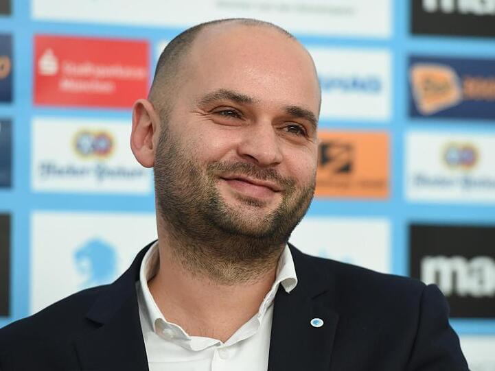 Michael Scharold, Geschäftsführer des TSV 1860 München, nimmt an einer Pressekonferenz teil. Foto: Andreas Gebert/dpa/Archivbild
