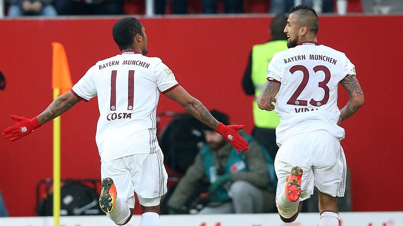 Zu Titelsammlern entwickeln sich auch Arturo Vidal und Douglas Costa. Vidal wurde zum sechsten Mal in Folge nationaler Meister (4x mit Juventus Turin, 2x mit dem FCB), Costa bringt es sogar auf einen Titel mehr. Der Brasilianer wurde fünf Mal Meister mit Shakthar Donezk und nun zwei Mal mit dem FC Bayern.