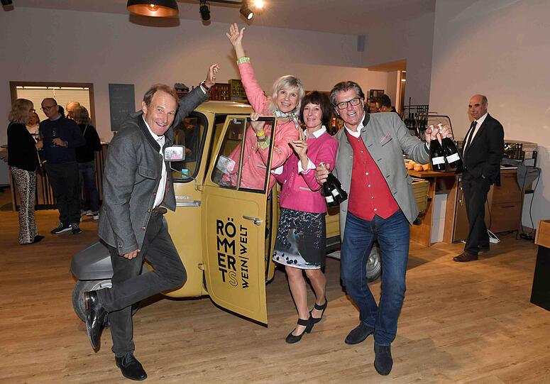 Marianne und Michael Hartl sowie Peter Heidecker mit Frau Roswitha