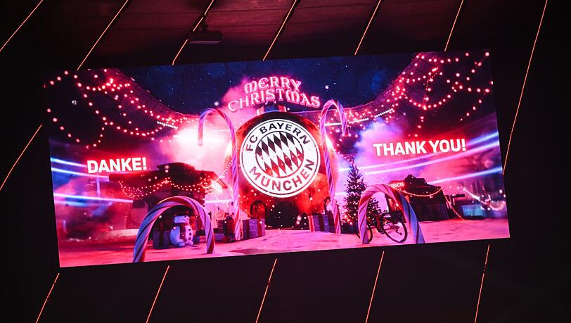Der FC Bayern wünscht allen Fans "Merry Christmas".