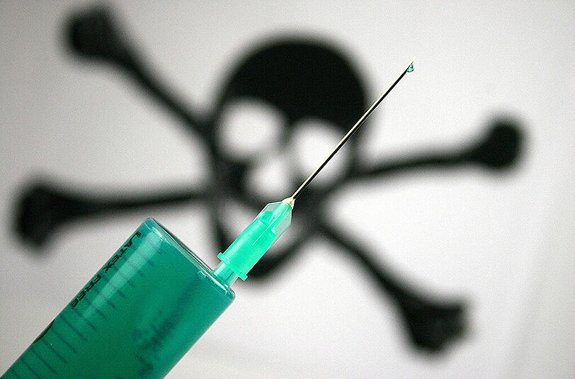 Tod durch Giftspritze. Weil die USA immer schwerer an Giftmischungen kommen, wird mit den unterschiedlichsten Stoffen experimentiert. Die zum Tode Verurteilten leiden oft Höllenqualen.