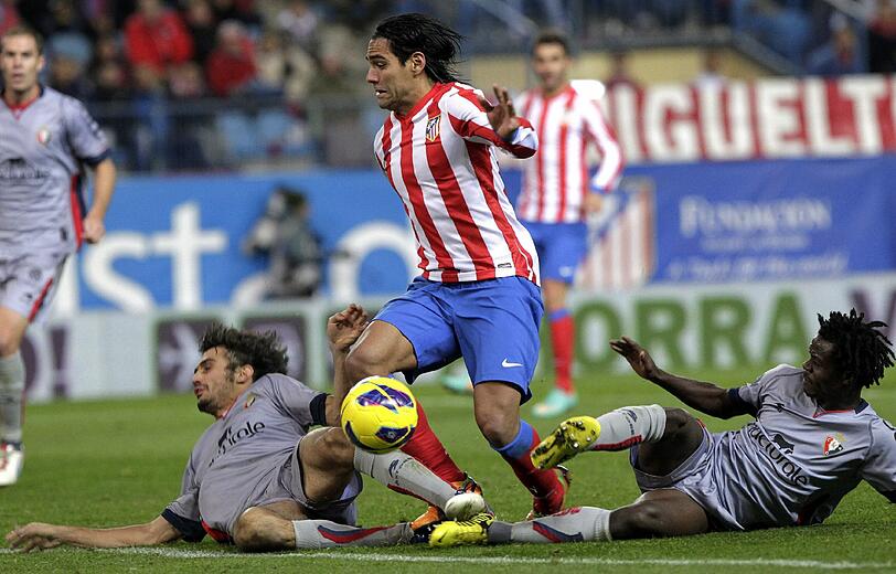 Im August 2012 war Annan beim CA Osasuna, kam dort aber nur unregelmäßig zu Einsatzzeiten.