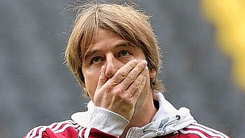 "Ich bin weder plan- noch hilflos" sagt  Club-Trainer Michael Oenning. Es sieht aber anders aus.
