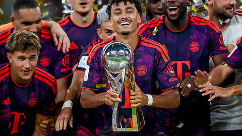 Nathaniel Brown gewann in seinem ersten Pflichtspiel f&uuml;r den FC Bayern bei Borussia Dortmund gleich den Supercup.