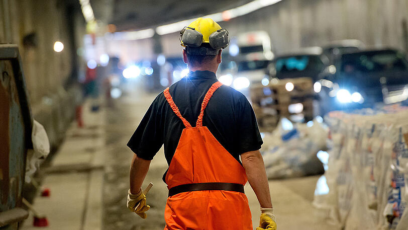 Drei Tunnel werden in den kommenden Nächten für Bauarbeiten gesperrt. (Symbolbild)