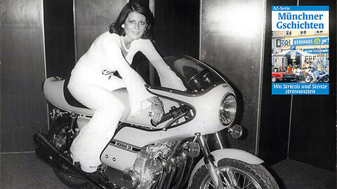 Schon ein schickes Teil &ndash; nach damaligem Verständnis: eine 900er Kawasaki von 1975. Das Model ist freilich nicht wirklich empfehlenswert gekleidet fürs Motorradfahren.