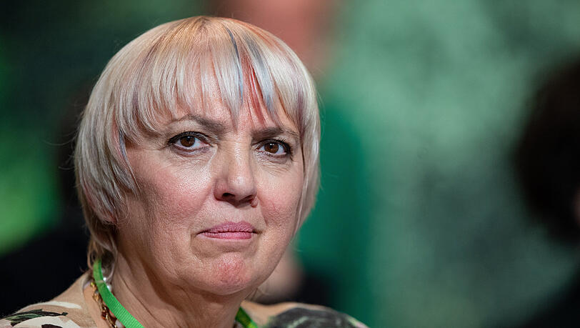 Claudia Roth sitzt - mit einer kleinen Unterbrechung - seit 1998 im Bundestag und war zwei Mal Partei-Chefin der Grünen.