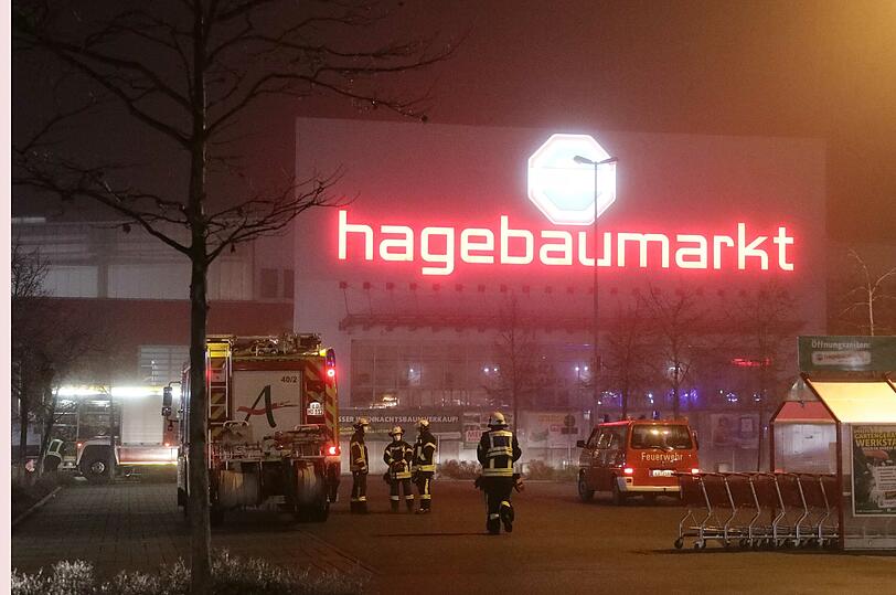 Am Gebäude selbst entstand kein Schaden.