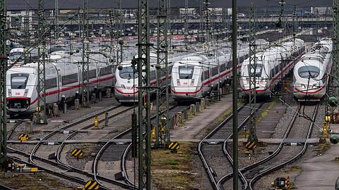 Mehr als 320 internationale Verbindungen hat die Bahn mit dem neuen Fahrplan im Angebot. (Archivbild)