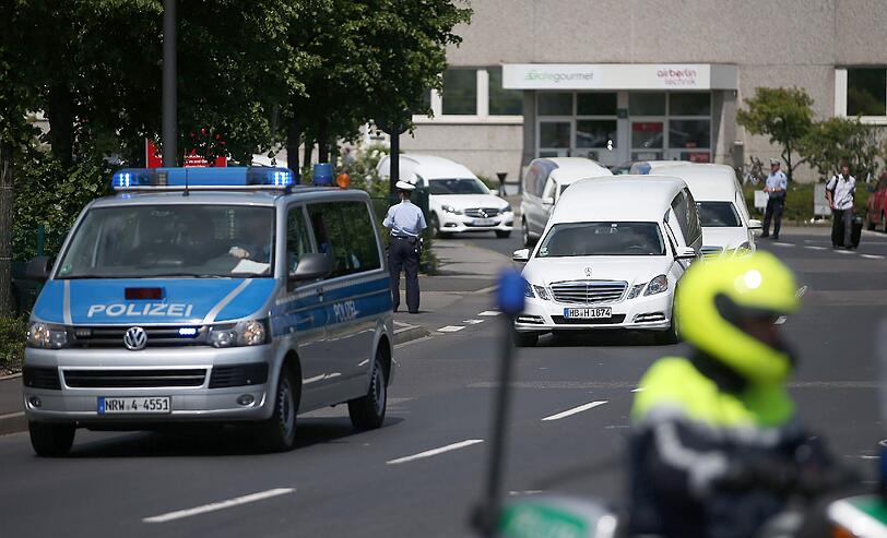 Am Mittwoch kam der Leichenwagen-Konvoi in Haltern am See an.