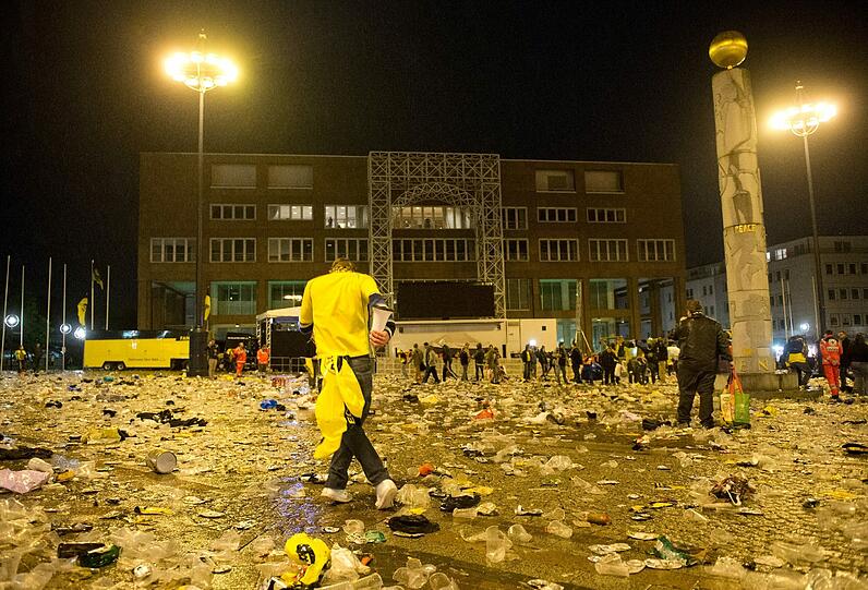 Der Traum ist aus. Die leere Fanmeile nach dem Spiel
