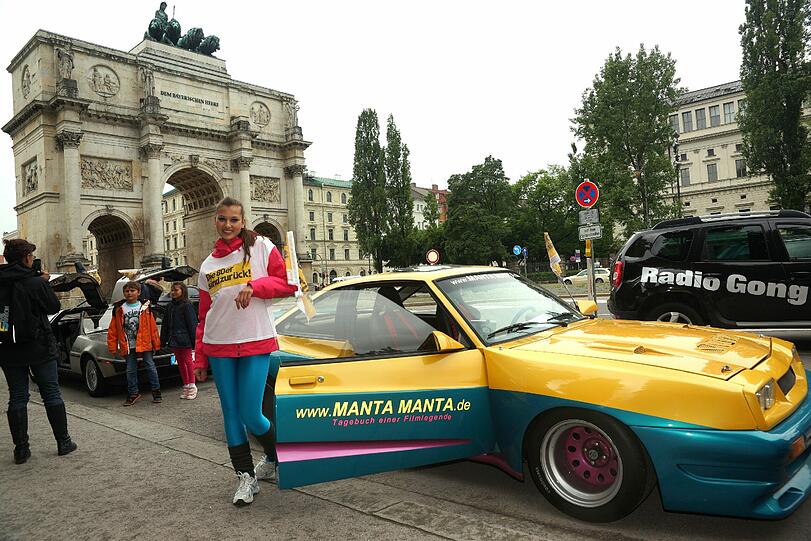 Ein Auto, das Frauen anzieht. Eindeutig.