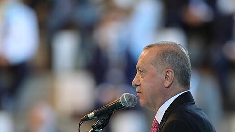 Recep Tayyip Erdogan: "Solltet Ihr unsere "Oruc Reis" angreifen, werdet Ihr einen hohen Preis dafür bezahlen.".