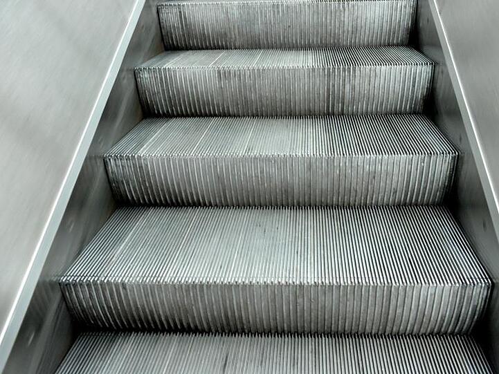 Eine Rolltreppe in einer U-Bahn in München. Foto: Frank Leonhardt/Archiv