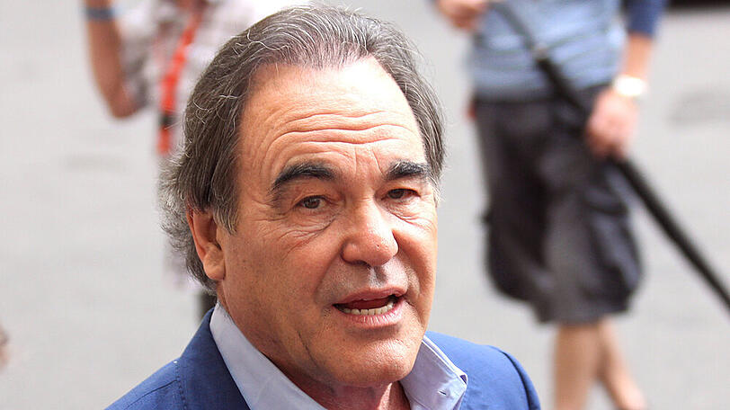 Oliver Stone hat darüber nachgedacht, auszuwandern
