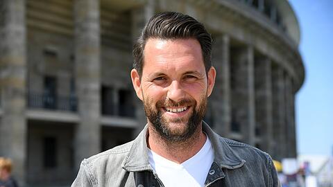 Matthias Killing moderiert beim "Sat.1-Frühstücksfernsehen"