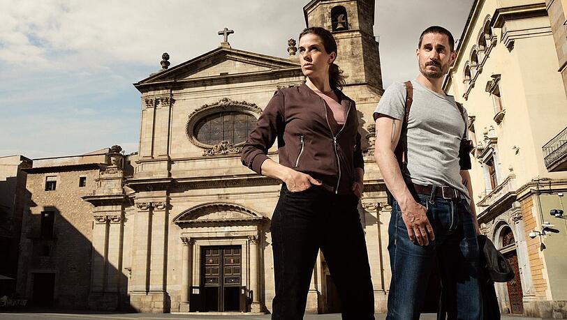 Kommissarin Fina Valent (Anne Schäfer) und ihr Partner Xavi Bonet (Clemens Schick) im "Barcelona-Krimi".