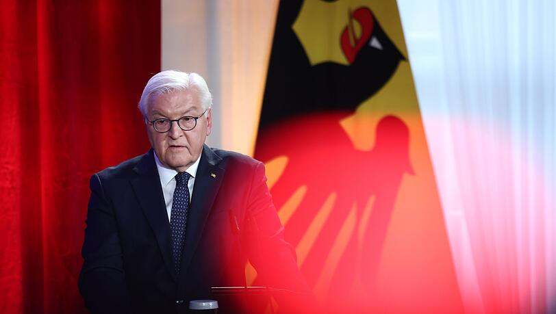 Bundespräsident Frank-Walter Steinmeier sieht die Demokratie bedroht. Bundespräsident Frank-Walter Steinmeier sieht die Demokratie bedroht.