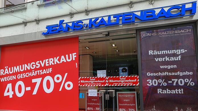 Trauriger Abschied nach 70 Jahren: Bei Jeans Kaltenbach in der Herzogspitalstraße läuft der Räumungsverkauf.