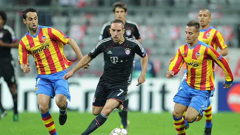 Franck Ribéry wir voraussichtlich am Dienstag beim Bundesliga-Heimspiel gegen den VfL Wolfsburg wieder im Kader des FC Bayern stehen. Franck Ribéry wir voraussichtlich am Dienstag beim Bundesliga-Heimspiel gegen den VfL Wolfsburg wieder im Kader des FC Bayern stehen.