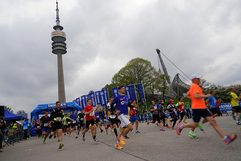 Bereits zum 12. Mal fand der Halbmarathon im Olympiapark statt. Die Bilder.
