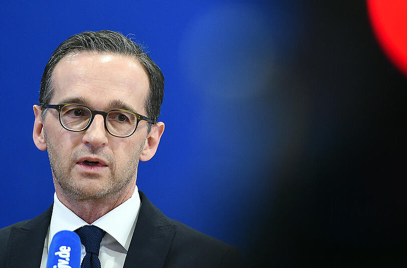 Der Zeitplan steht: Schon im Mai hatte Justizminister Maas angekündigt, die rund 50.000 Opfer des berüchtigten "Schwulen-Paragrafen 175" zu entschädigen. Foto: Britta Pedersen/Archiv