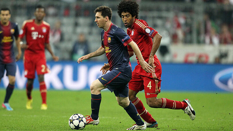 Jubel beim FC Bayern: Die Münchner gewinnen im Hinspiel des Champions-League-Halbfinals mit 4:0 gegen den FC Barcelona. Das Spiel ist auf den Tag genau fünf Jahre her. Klicken Sie sich durch die Bilder.