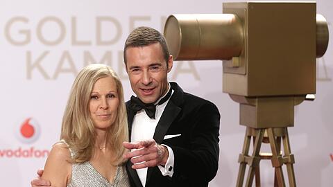 Moderator Kai Pflaume und Ilke sind seit 1996 verheiratet. Die beiden haben zwei Söhne und leben in Grünwald.
