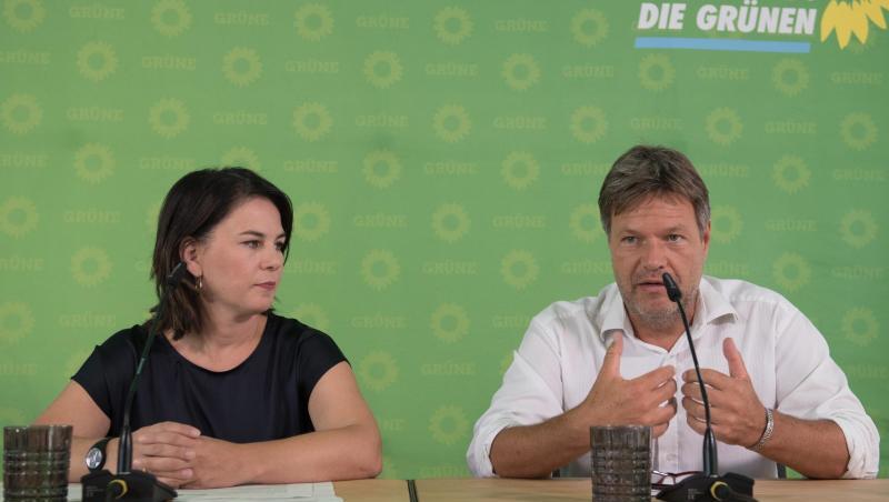 Annalena Baerbock und Robert Habeck geben zum Endspurt vor den Landtagswahlen eine Pressekonferenz in Dresden. Annalena Baerbock und Robert Habeck geben zum Endspurt vor den Landtagswahlen eine Pressekonferenz in Dresden.