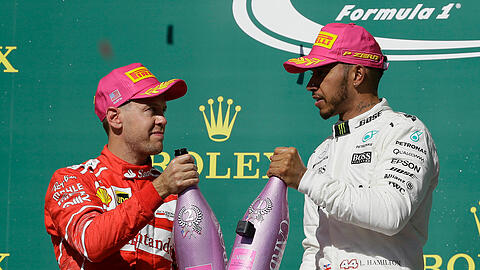 Sebastian Vettel (li.) und Lewis Hamilton: Der Brite gewann den großen Preis von Austin.