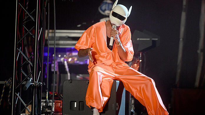Cro Konzert in München: Der Sänger zeigt sich nie ohne Maske