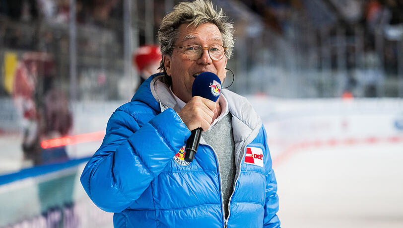 Stadionsprecher Stefan Schneider ist eine EHC-Legende. Stadionsprecher Stefan Schneider ist eine EHC-Legende.