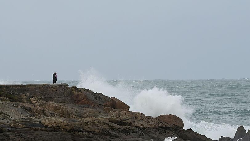 Die K&uuml;sten Galicien sind f&uuml;r ihre gerade im Herbst und Winter wilden St&uuml;rme bekannt. (Archiv-Bild)