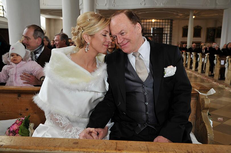 Die Traumhochzeit von Star-Koch Winkler und seiner Denise - sehen Sie hier die wunderschönen Bilder aus dem zugeschneiten Aschau.