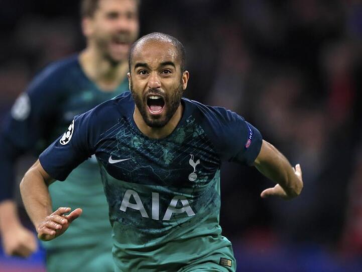 Lucas Moura feiert seinen dritten Treffer zum 3:2-Sieg und dem Finaleinzug von Tottenham.